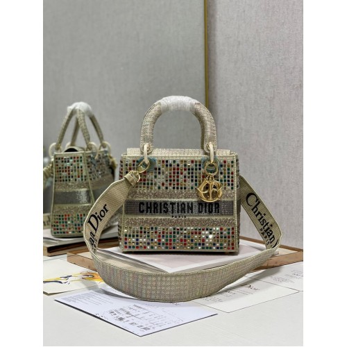 MEDIUM LADY DIOR BAG Bead Embroidery 0650RKW Creme Beige