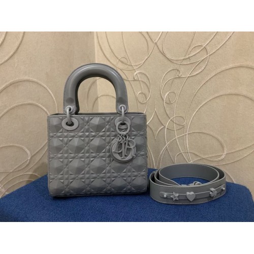 MEDIUM LADY DIOR BAG Cannage Calfskin C2813 gray