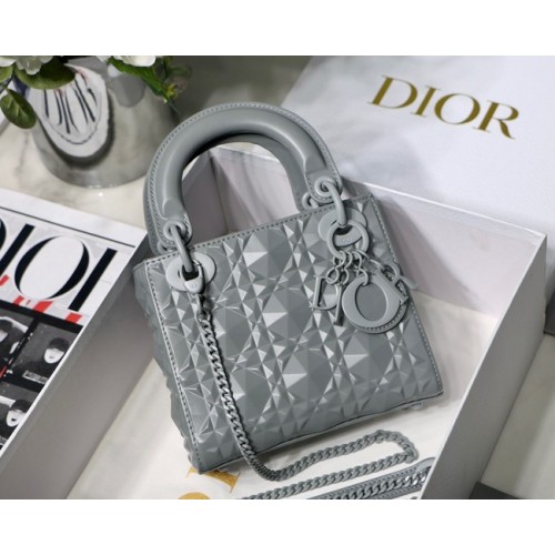 MEDIUM LADY DIOR BAG Cannage Calfskin M0566OE gray