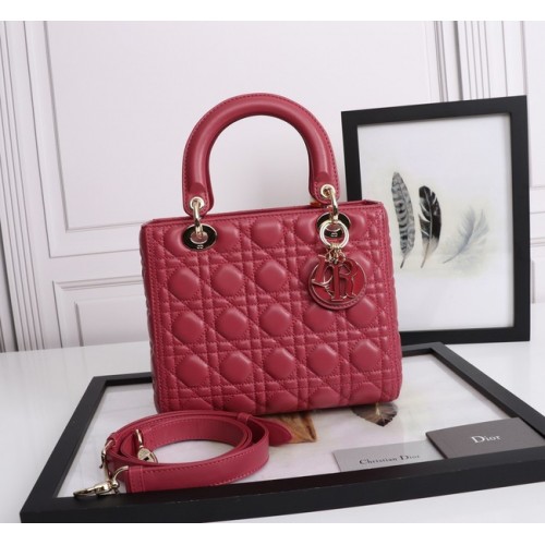 MEDIUM LADY DIOR BAG Cannage Lambskin M0565E red