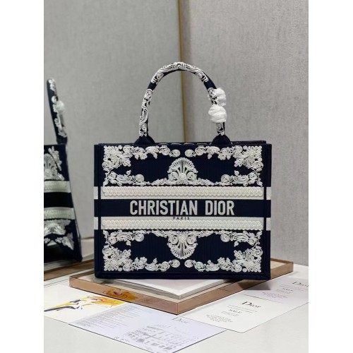 SMALL DIOR BOOK TOTE Embroidery C1212S
