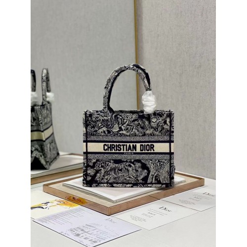 SMALL DIOR BOOK TOTE Embroidery C1331-8