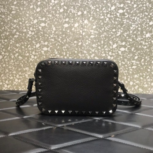 VALENTINO GARAVANI Calf leather bag 7719 black&black -Tone Metal