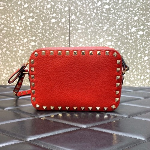 VALENTINO GARAVANI Calf leather bag 7719 red