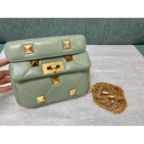 VALENTINO GARAVANI ROMAN STUD Small sheepskin bag 1W2B0L04 light green