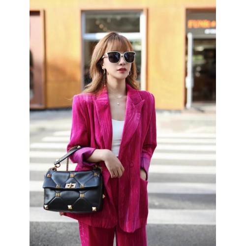 VALENTINO GARAVANI Roman Stud Large Napa sheepskin leather A1189L black