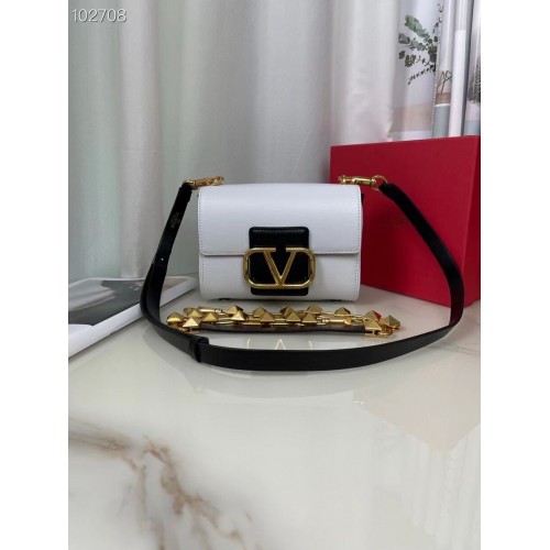 VALENTINO GARAVANI Stud Sign Grained Calfskin Shoulder Bag V0196 white&black