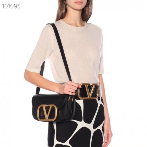 VALENTINO Origianl leather shoulder bag V0030 black