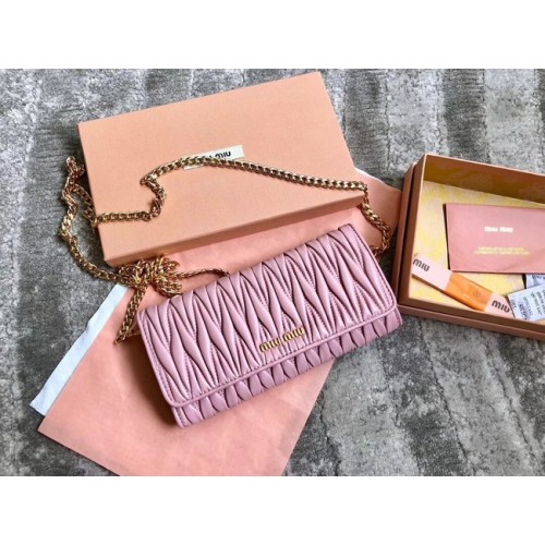 miu miu Matelasse Nappa Leather Clutch 5DH002 pink